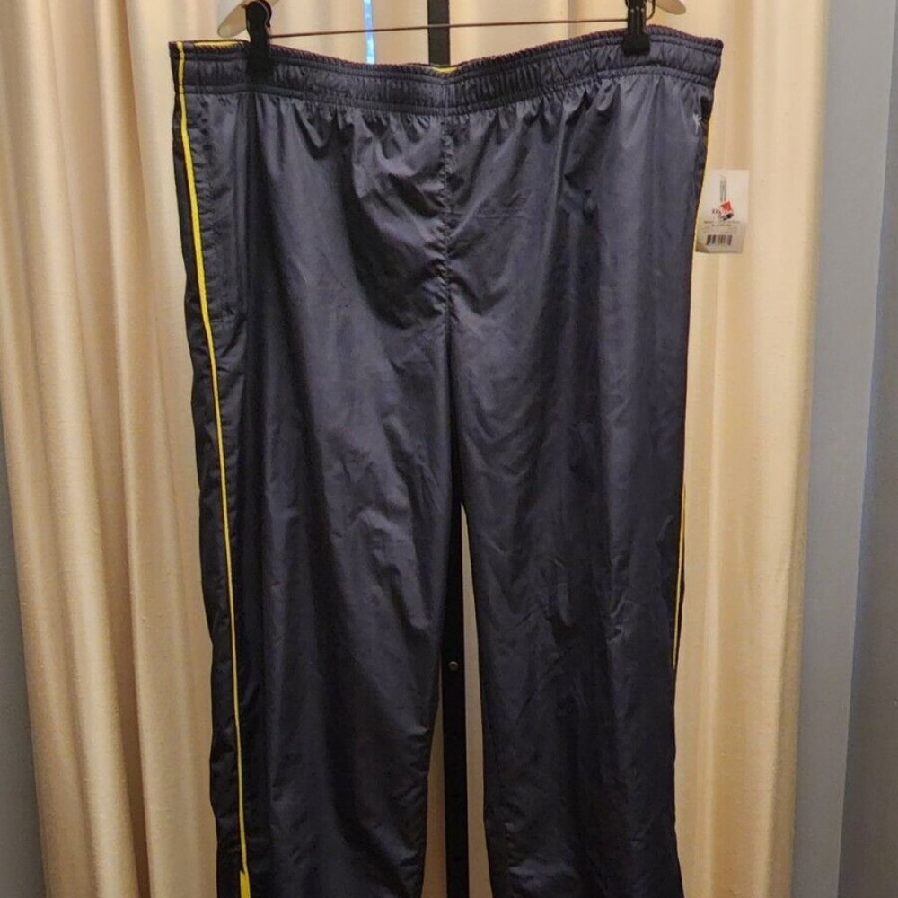 DANSKIN NOW 2XL Gray Track Pants Yellow Stripe Ankles Zipper Short Loose